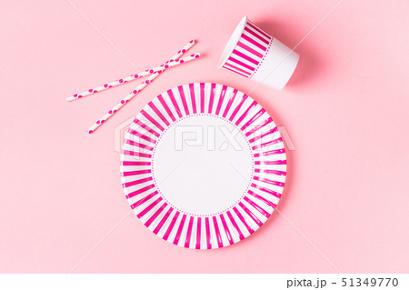 Eco-friendly disposable paper tableware. 51349770