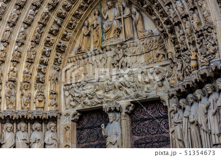 ノートルダム寺院 51354673