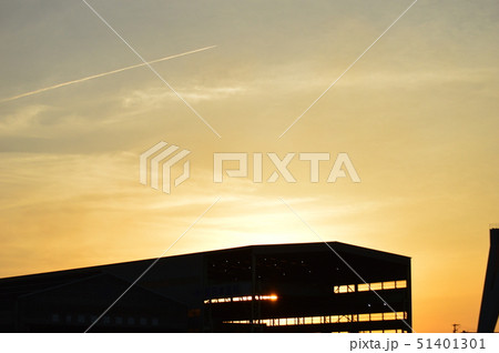 港湾の夕景 51401301
