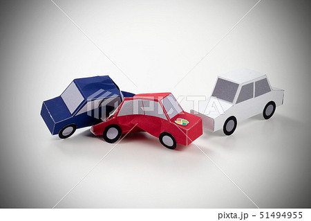ペーパークラフト　イメージ　高齢ドライバー 51494955
