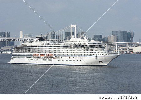 晴海運河内で回頭するバイキングオリオン 51717328