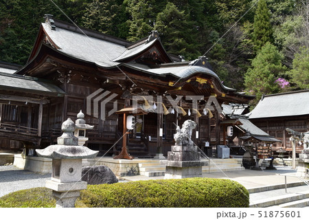 木山神社の拝殿と境内 岡山県真庭市 木山神社の拝殿と境内 岡山県真庭市 51875601