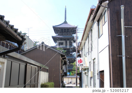 レトロな町並み 52005217
