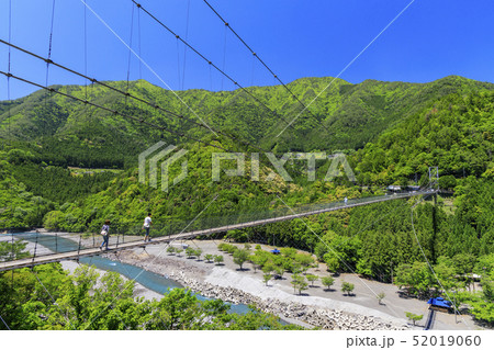 十津川村 谷瀬の吊り橋 十津川村 谷瀬の吊り橋 52019060