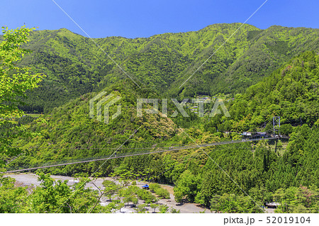 十津川村 谷瀬の吊り橋 十津川村 谷瀬の吊り橋 52019104
