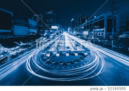 Car lights with U turn road in Sutthisan district Car lights with U turn road in Sutthisan district 52193500