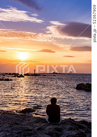 神奈川県 葉山の夕日 52367909