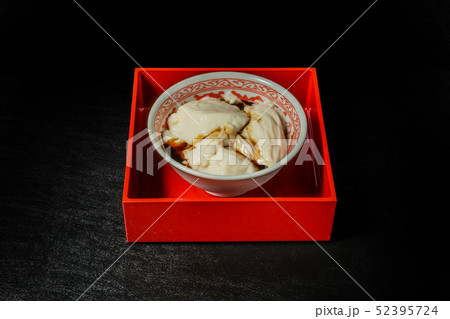 豆花　台湾の豆腐スウィーツ　Toufa (Tofu Pudding) 52395724