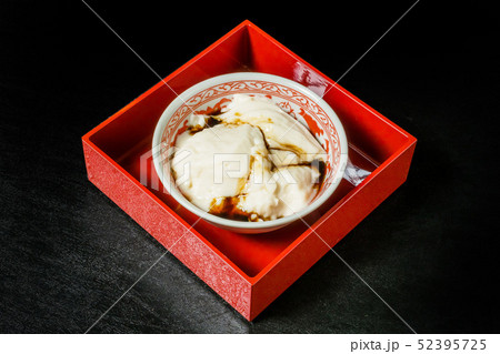 豆花 台湾の豆腐スウィーツ Toufa (Tofu Pudding) 豆花 台湾の豆腐スウィーツ Toufa (Tofu Pudding) 52395725