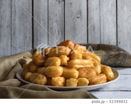 Tulumba Tatlisi - Traditional Turkish desserts.  52399832