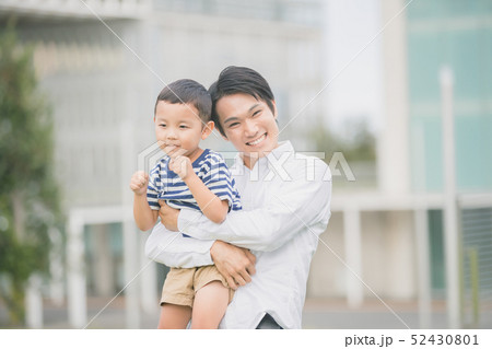 5 years old 5 years old 52430801