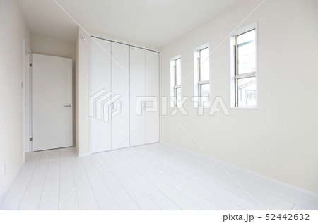空っぽの部屋 空っぽの部屋 52442632