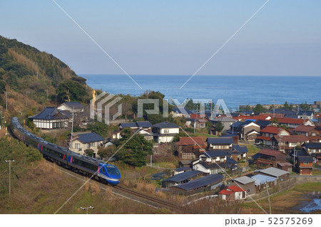 海をバックに　長和瀬地区 52575269
