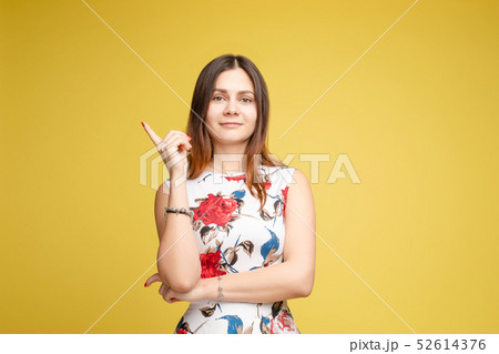 Side view portrait of sexy elegant make up model 52614376