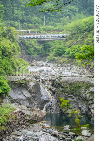 愛媛県新居浜・別子銅山の渓谷と産業遺産の橋 愛媛県新居浜・別子銅山の渓谷と産業遺産の橋 52636777
