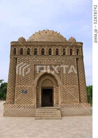 中央アジア　シルクロードの旅　ウズベキスタン　ブハラ　イスマイール・サーマーニ廟　 52878742