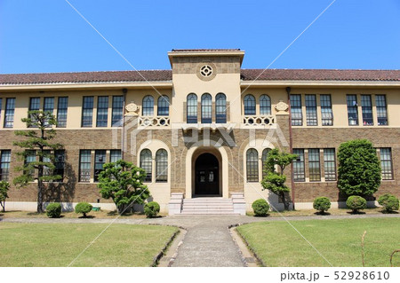 神戸女学院 52928610