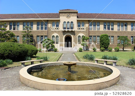 神戸女学院 52928620
