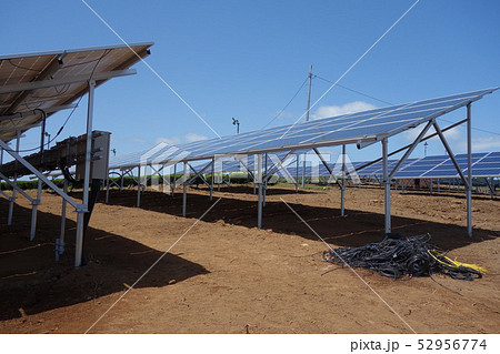 太陽光発電所工事現場 52956774