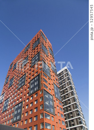 Multi-storey building under construction 52957545