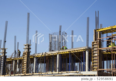Multi-storey building under construction Multi-storey building under construction 52958691