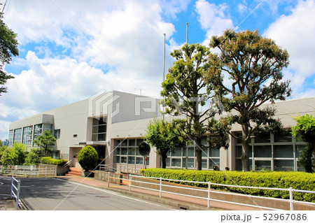 《横浜市》　瀬谷区　瀬谷図書館 52967086