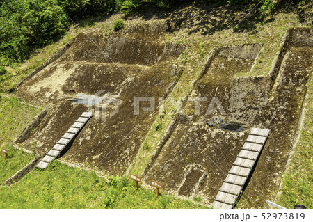 島根県出雲　出雲市斐川町　荒神谷遺跡　青銅器（銅剣358本　銅鐸6個　銅矛16本）出土地 52973819