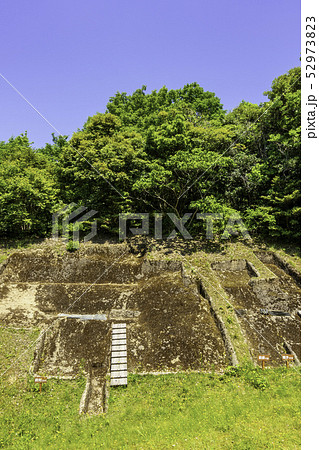 島根県出雲 出雲市斐川町 荒神谷遺跡 青銅器(銅剣358本 銅鐸6個 銅矛16本)出土地 島根県出雲 出雲市斐川町 荒神谷遺跡 青銅器(銅剣358本 銅鐸6個 銅矛16本)出土地 52973823
