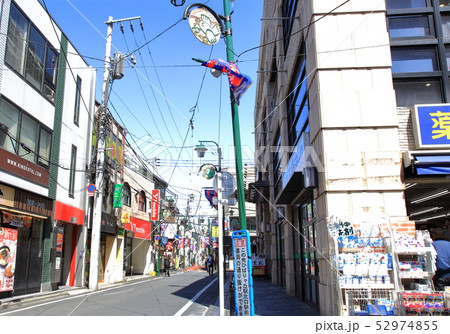ひばりが丘駅北口商店街　西武池袋線 52974855