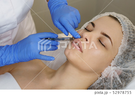 Aesthetic cosmetology. Face lift 52978755