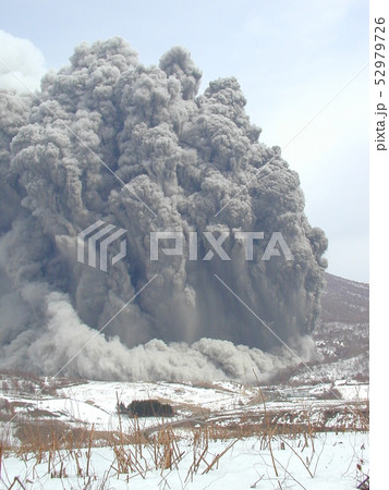 2000/3/31有珠山噴火の写真です 2000/3/31有珠山噴火の写真です 52979726