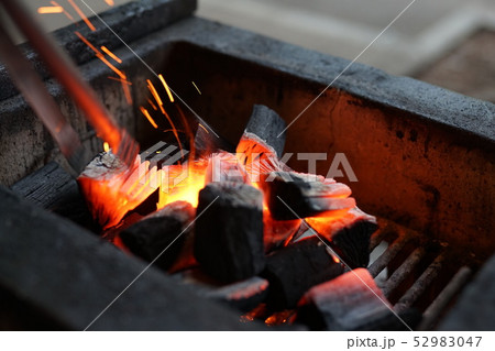 BBQの炭火 BBQの炭火 52983047