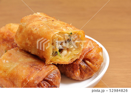 春巻き。中国料理の点心。 52984826