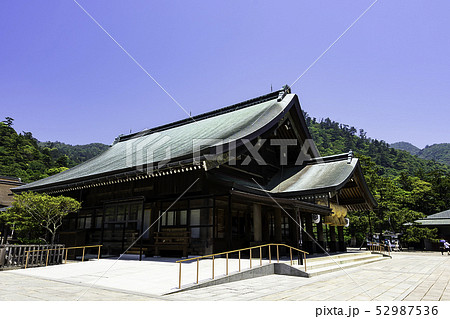 島根県出雲 出雲大社 拝殿 島根県出雲 出雲大社 拝殿 52987536