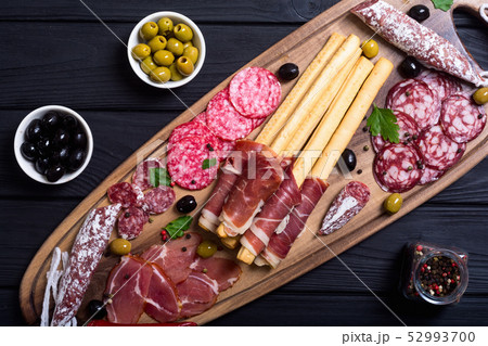 Set of sausages 52993700
