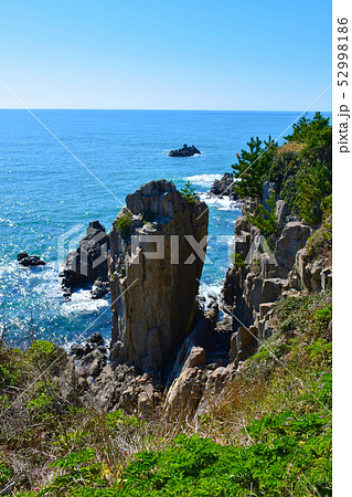 東尋坊　ローソク岩 52998186