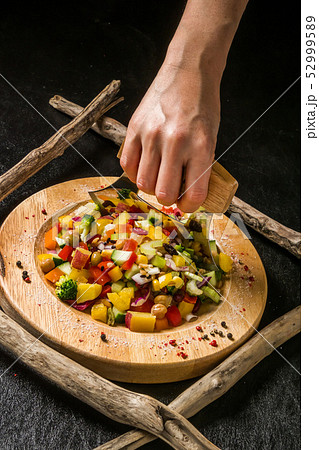 チョップドサラダ Trendy healthy food chopped salad チョップドサラダ Trendy healthy food chopped salad 52999589