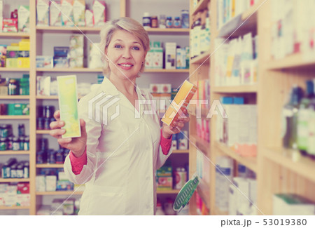Seller offering products of skin care 53019380