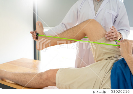 physiotherapist doctor rehabilitation consulting p 53020216