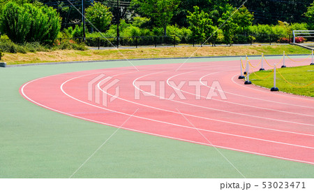 陸上競技場 53023471