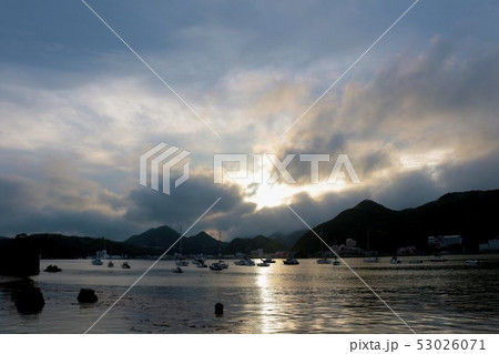 伊豆下田の海辺の夕暮れ 伊豆下田の海辺の夕暮れ 53026071