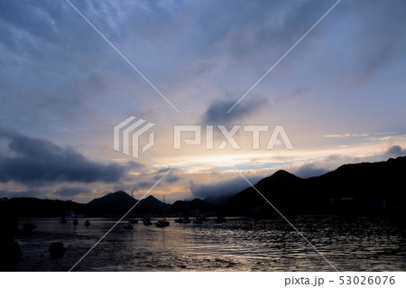 伊豆下田の海辺の夕暮れ 伊豆下田の海辺の夕暮れ 53026076