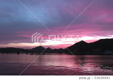 伊豆下田の海辺の夕暮れ 伊豆下田の海辺の夕暮れ 53026091