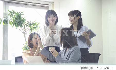 女性チームプロジェクトイメージ 女性チームプロジェクトイメージ 53132611