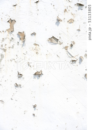 剥がれた白いペンキ(コンクリート壁) 剥がれた白いペンキ(コンクリート壁) 53133805