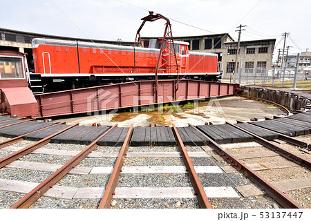ターンテーブル　転車台　津山まなびの鉄道館　旧津山扇形機関車庫　近代化産業遺産　岡山県津山市 53137447