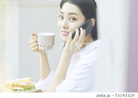 女性　ライフスタイル 53143329