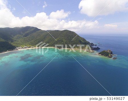 宇検村屋鈍の空撮 (奄美大島) 53149027