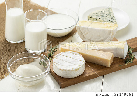 乳製品 53149661