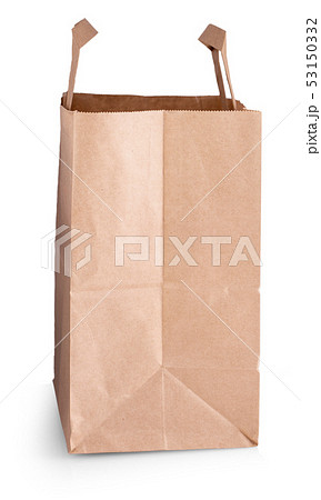 The paper shopping bag isolated on white 53150332